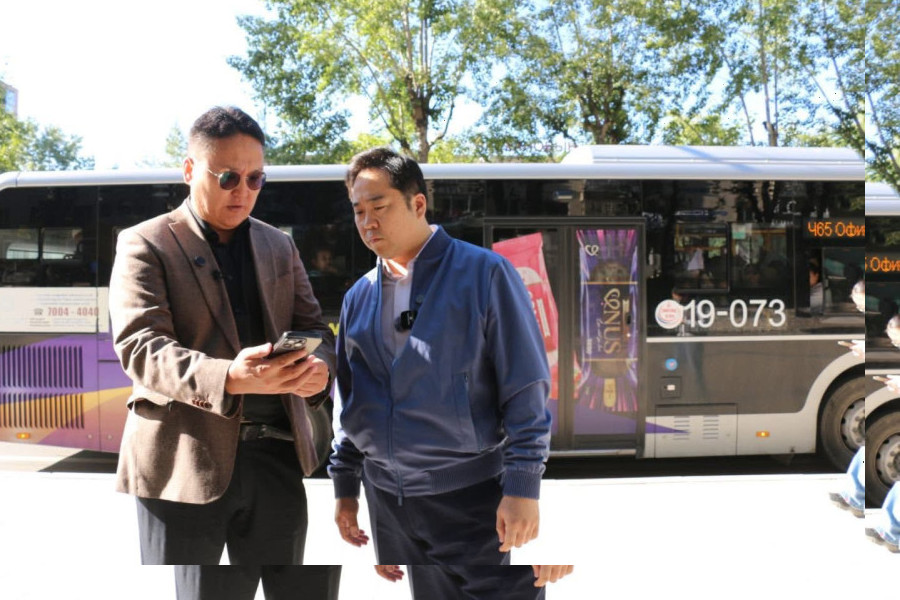 НИТХ-ын дарга А.Баяр автобусны хурд, хүлээлтийн хугацааны өөрчлөлт, ахиц дэвшилтэй танилцлаа.